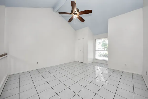 $2,095 | 15614 Barbarossa Drive, Houston, TX 77083