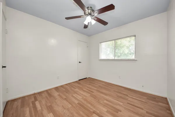 $2,095 | 15614 Barbarossa Drive, Houston, TX 77083