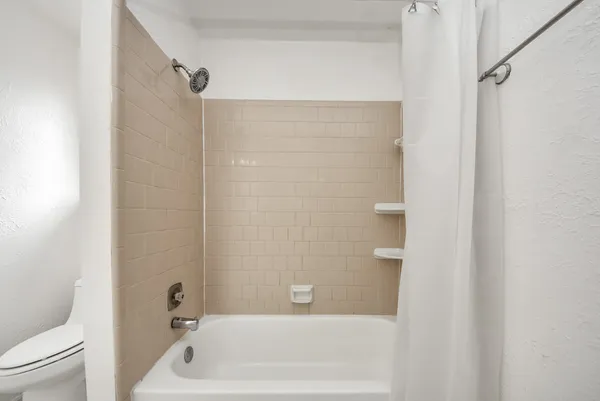 $2,095 | 15614 Barbarossa Drive, Houston, TX 77083