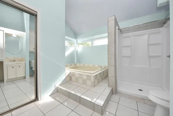 $2,095 | 15614 Barbarossa Drive, Houston, TX 77083