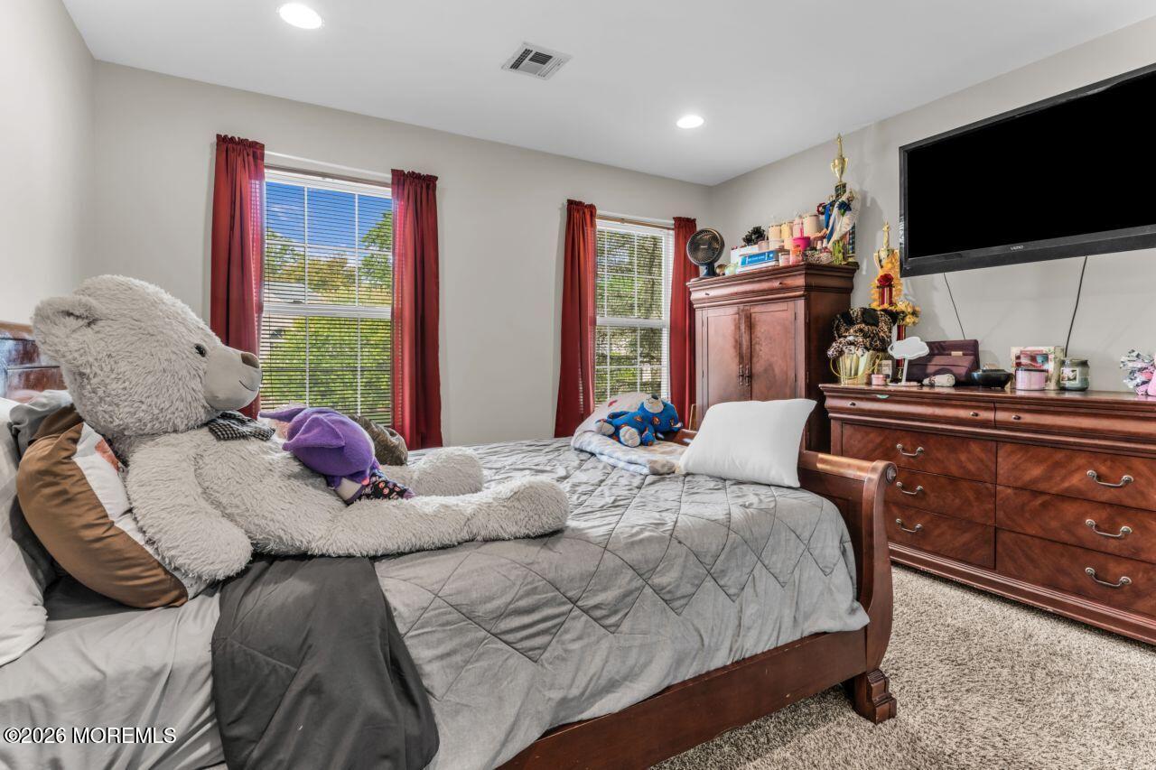 383 Meadowood Road Jackson, NJ 08527 - Photo 20 of 41 Bedroom 3