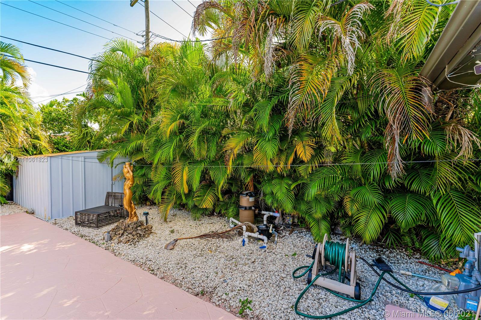 7261 Northwest 169th Street Hialeah, FL 33015 - Photo 15 of 43