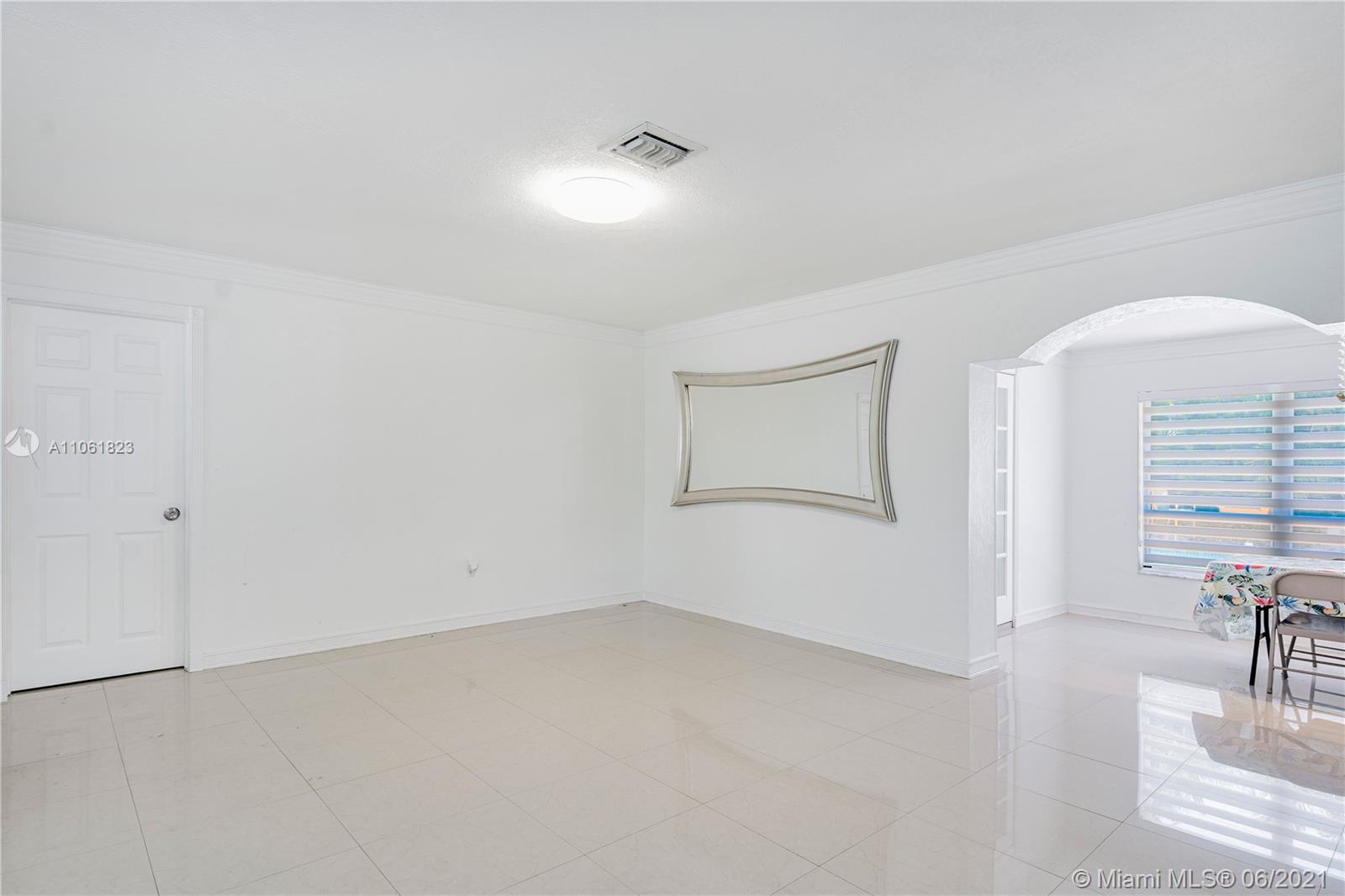 7261 Northwest 169th Street Hialeah, FL 33015 - Photo 24 of 43