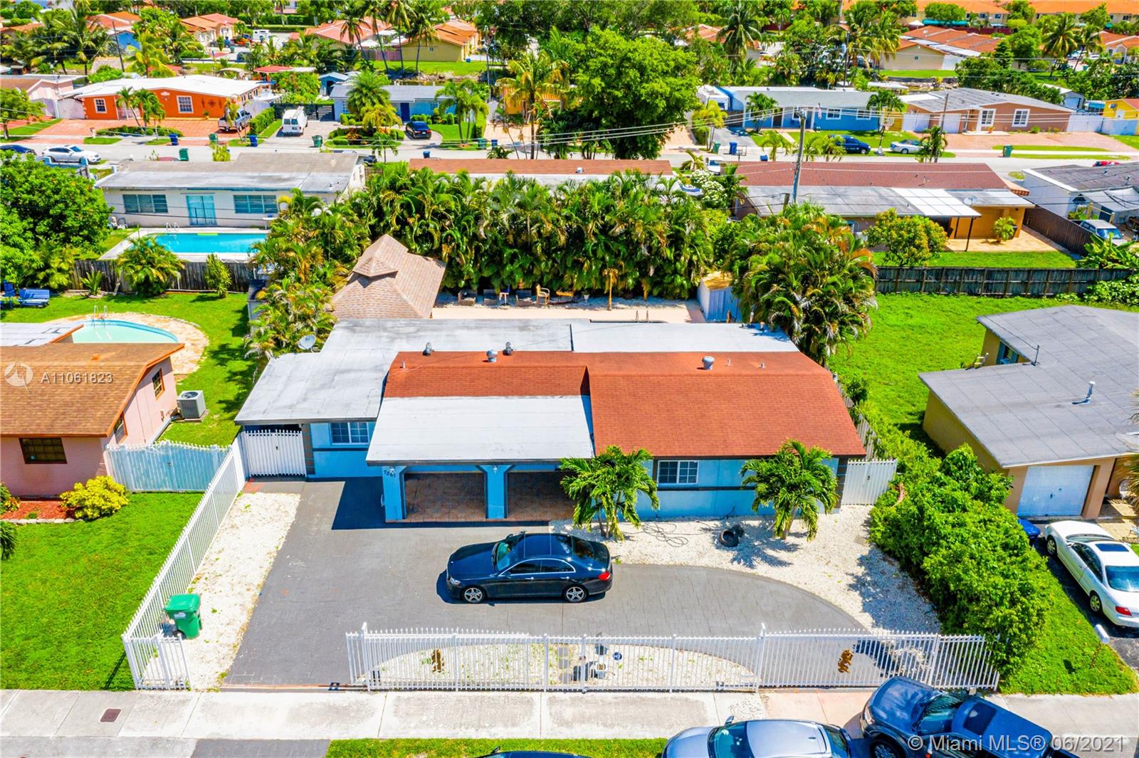 7261 Northwest 169th Street Hialeah, FL 33015 - Photo 5 of 43