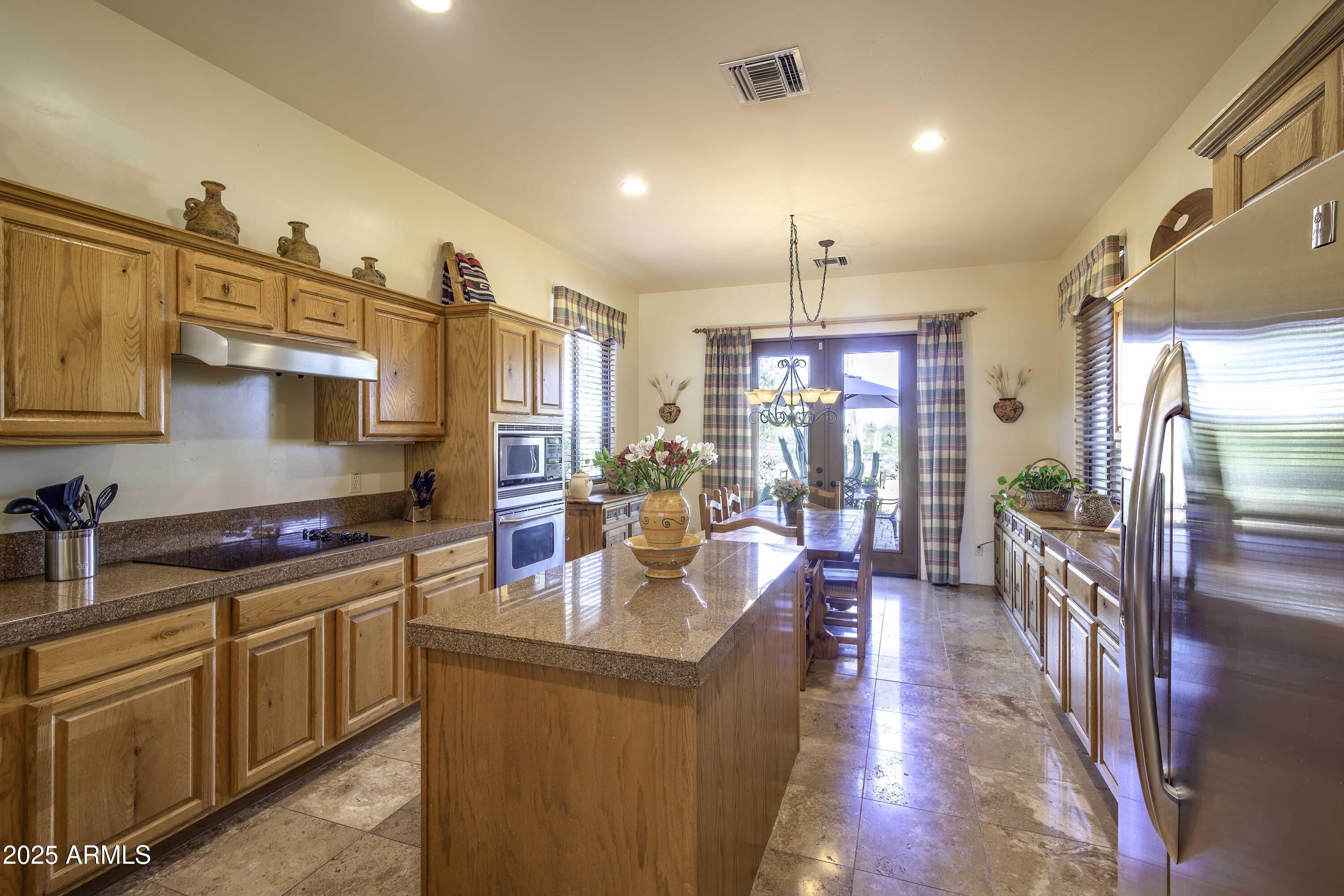 17433 East Quail Track Road Rio Verde, AZ 85263 - Photo 5 of 32 Kitchen 2