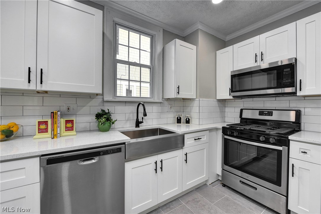 2641 South Taylor Road Cleveland Heights, OH 44118 - Photo 19 of 23