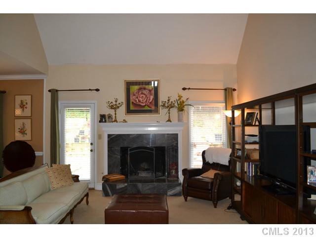 669 Portpatrick Place Fort Mill, SC 29708 - Photo 3 of 12