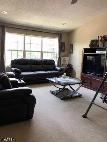 $2,400 | 151 Gregory Lane, Franklin Park, NJ 08823