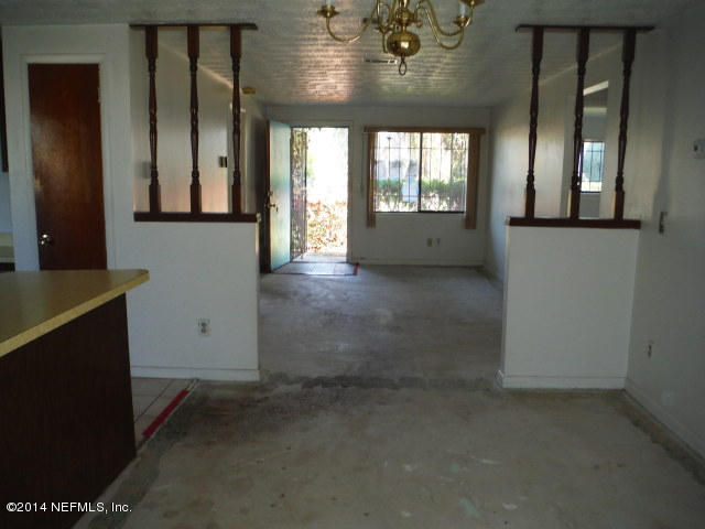4360 Bedivere Road Jacksonville, FL 32208 - Photo 18 of 24 DSCF2595