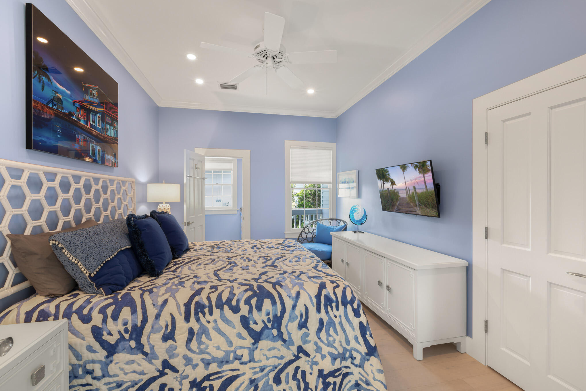 626 William Street Key West, FL 33040 - Photo 22 of 68 a bedroom with a bed and a flat screen tv