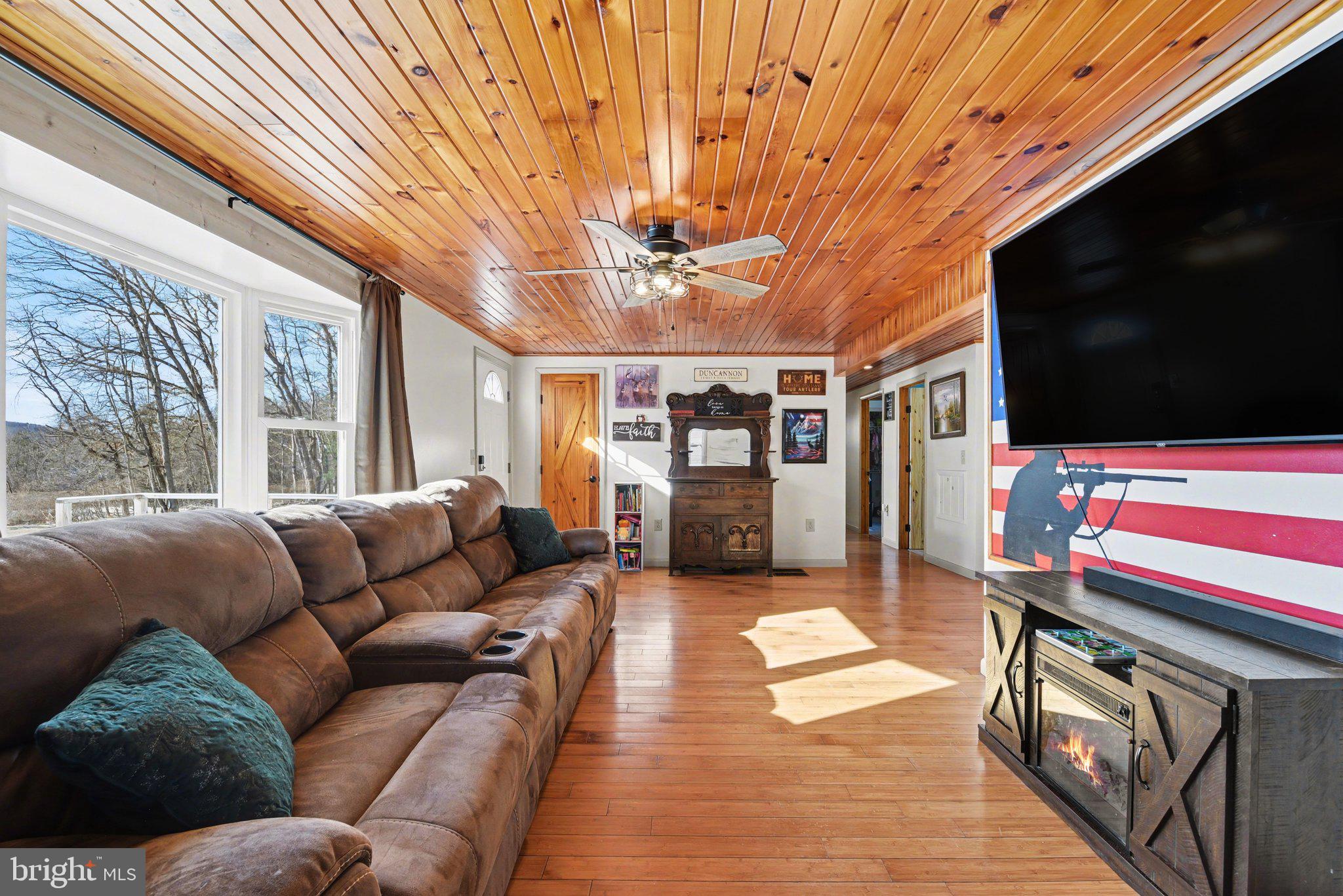 161 Windy Hill Road Duncannon, PA 17020 - Photo 7 of 29 Lots of natural light.