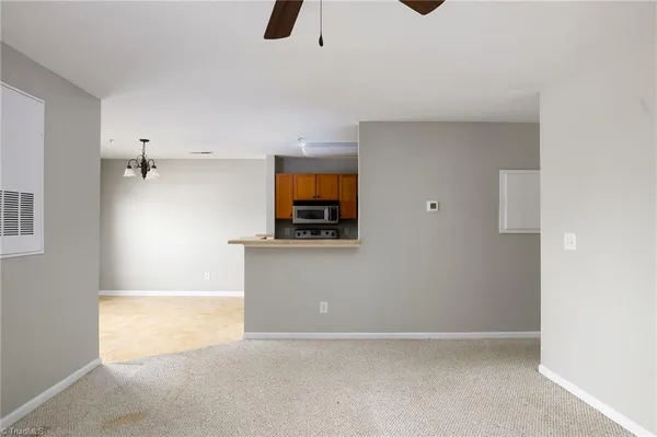 $175,000 | 113 Oak Wind Drive, Unit 202, Advance, NC 27006