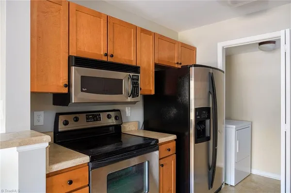 $175,000 | 113 Oak Wind Drive, Unit 202, Advance, NC 27006