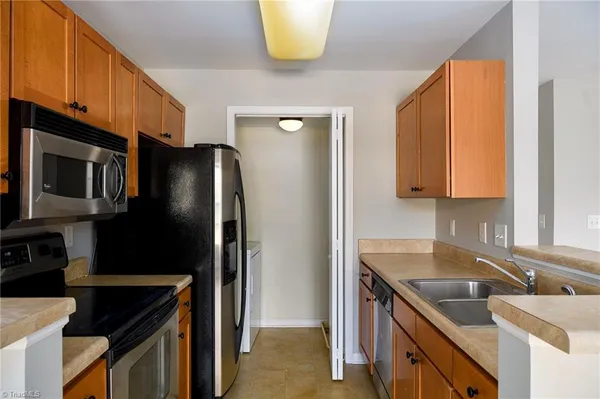 $175,000 | 113 Oak Wind Drive, Unit 202, Advance, NC 27006