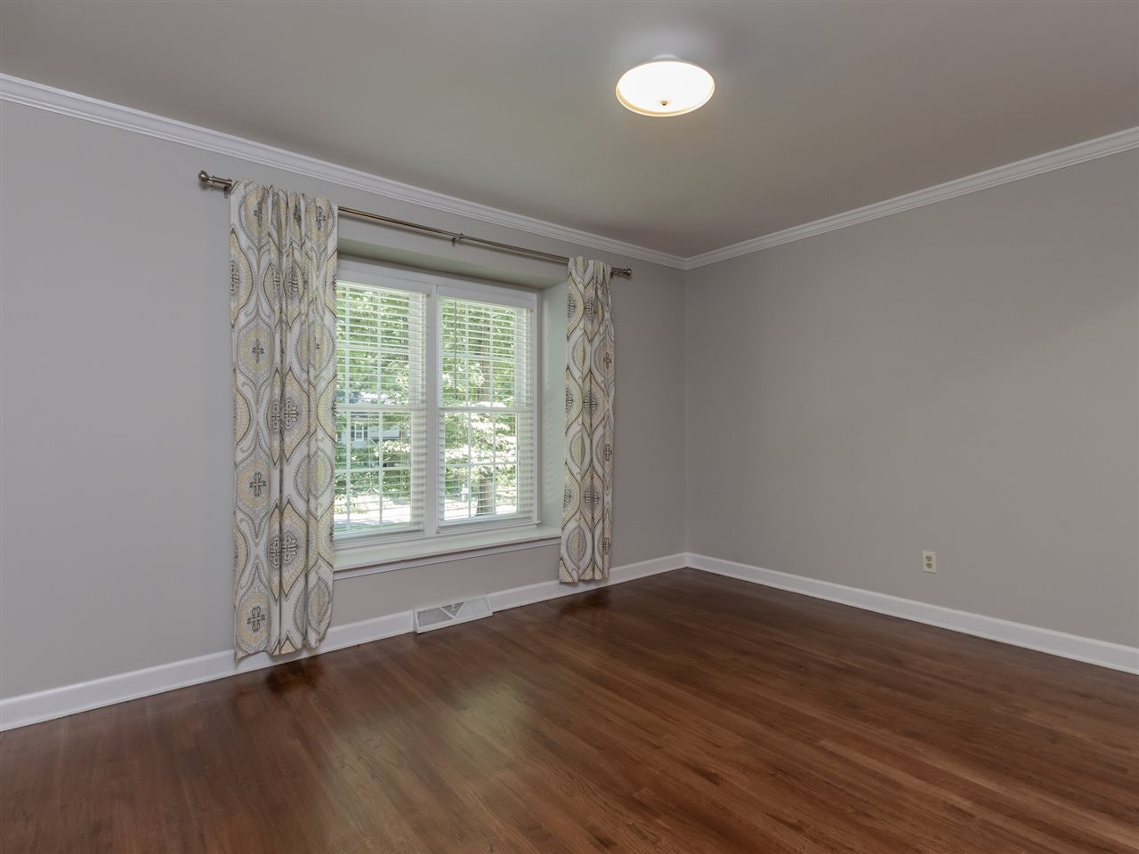 5713 Edgedale Drive Raleigh, NC 27612 - Photo 9 of 30 Need room for an office or more room to expand the family room? This room provides so much flexibility and is complete with a bay window sitting area. Living Area
