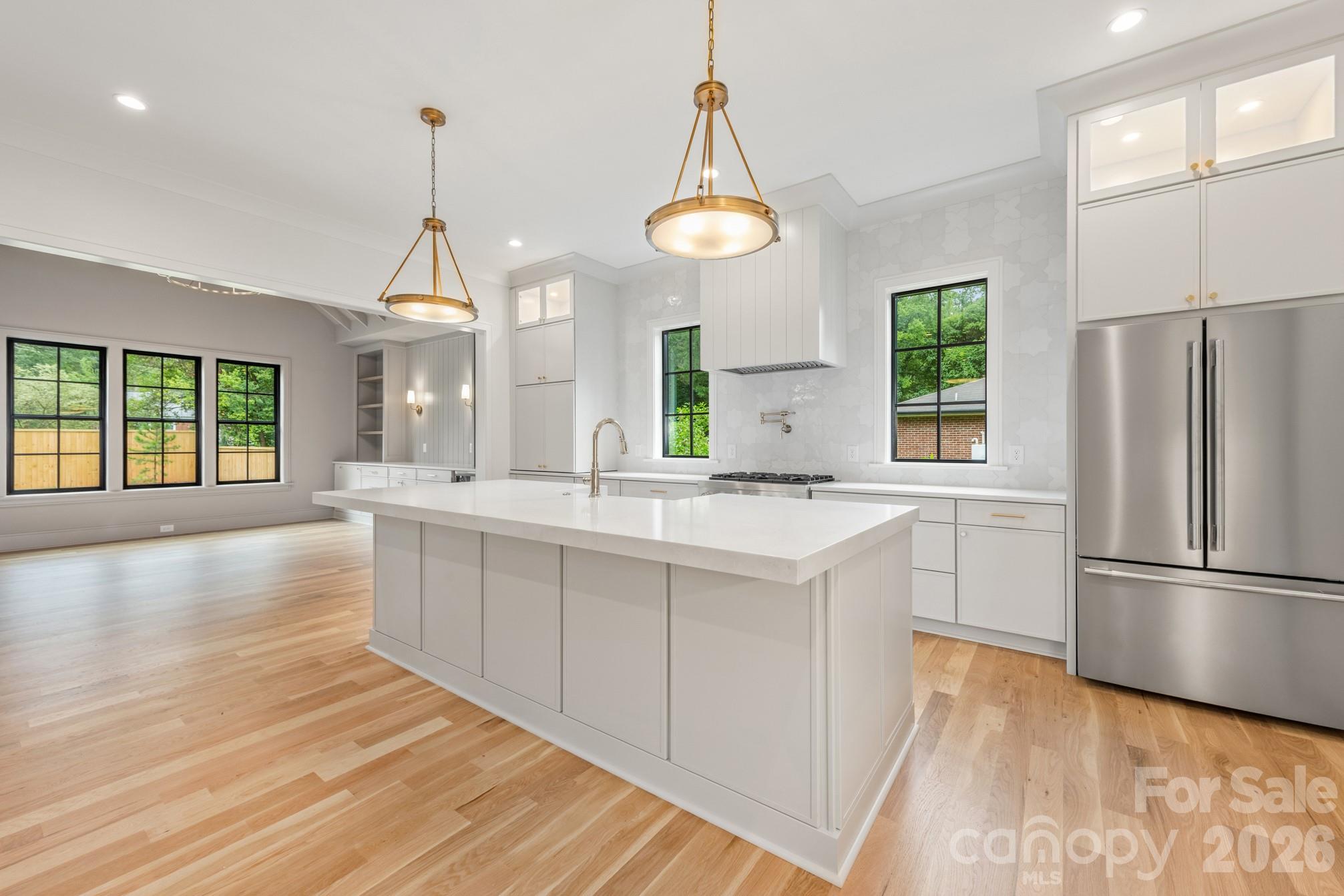4413 Castleton Road Charlotte, NC 28211 - Photo 8 of 43 Gallery Image 8
