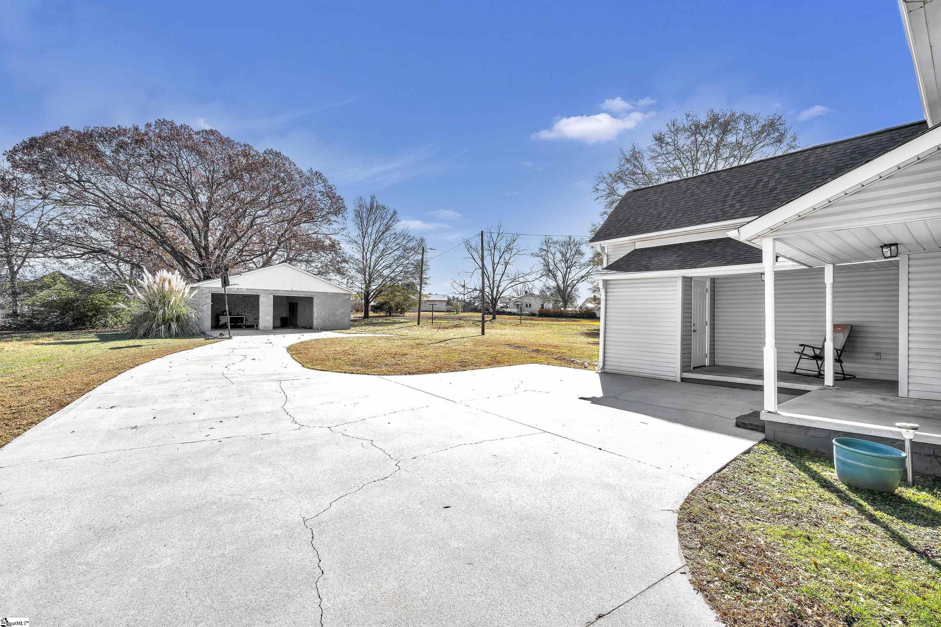115 Maplecroft Street Liberty, SC 29657 - Photo 17 of 24 Gallery Image 17