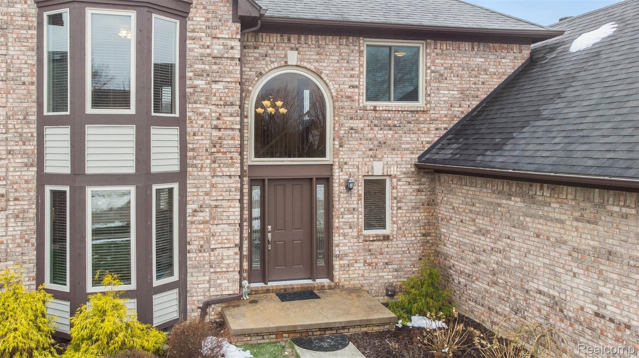 3438 Cascade Circle Rochester, MI 48307 - Photo 33 of 35 2-STORY FRONT ENTRANCE