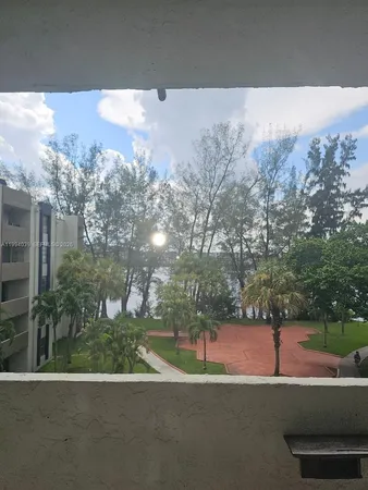 $2,150 | 10000 Northwest 80th Court, Unit 2415, Hialeah Gardens, FL 33016