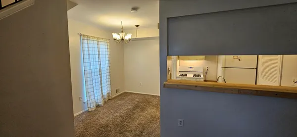 $1,100 | 20016 Village Green Court, Trenton, MI 48183