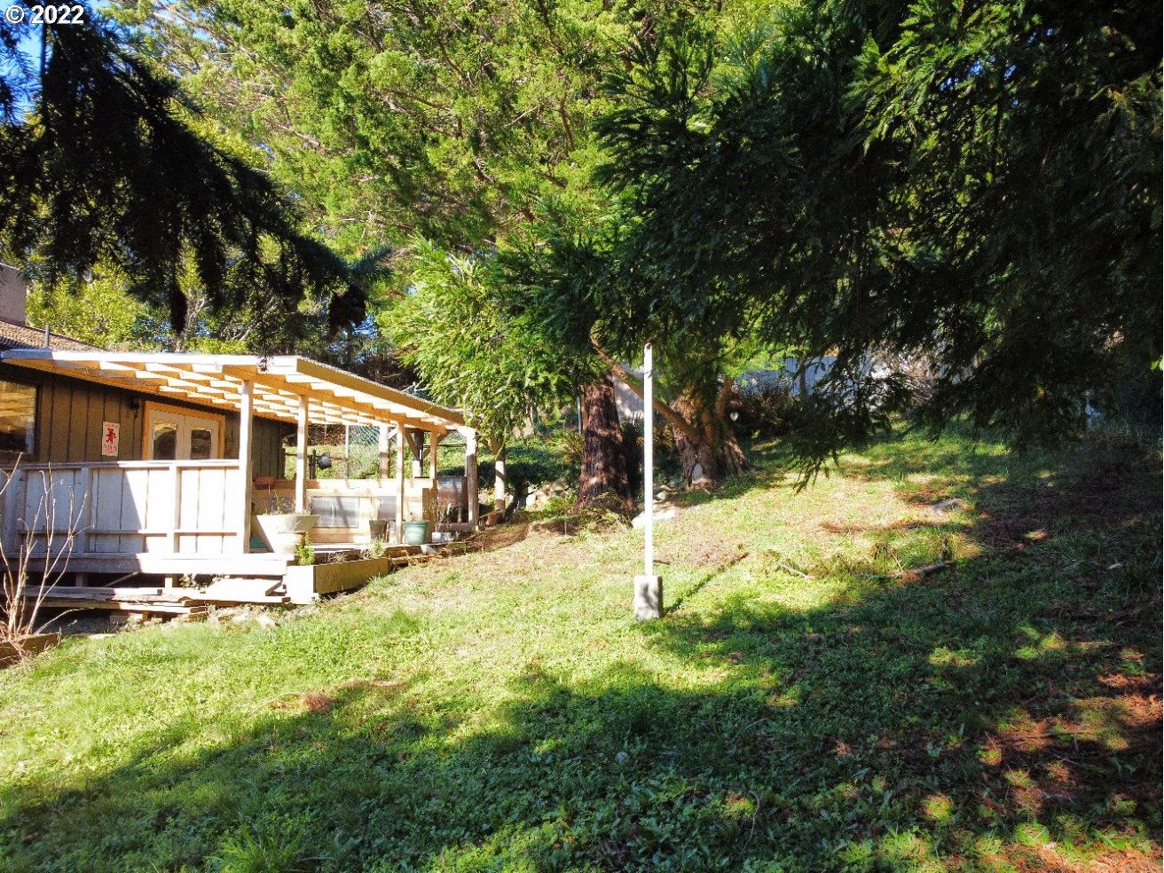 29795 Hounddog Road Gold Beach, OR 97444 - Photo 29 of 31 Gallery Image 29