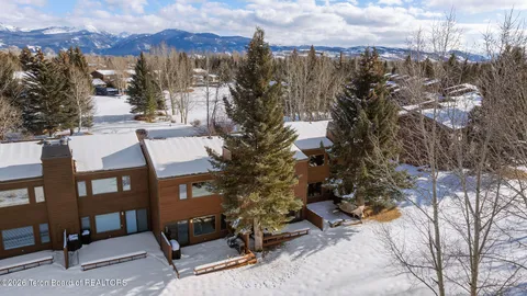 $1,570,000 | 400 Sagebrush Drive, Unit 93C, Jackson, WY 83001