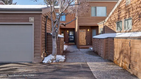$1,570,000 | 400 Sagebrush Drive, Unit 93C, Jackson, WY 83001