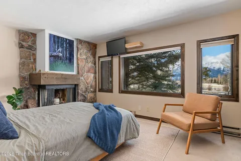 $1,570,000 | 400 Sagebrush Drive, Unit 93C, Jackson, WY 83001