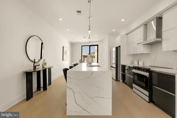 $769,000 | 1850 Capitol Avenue Northeast, Unit 2, Washington, DC 20002