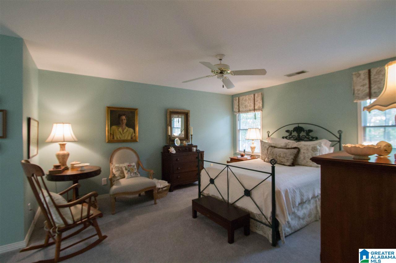 305 Newgate Court Alabaster, AL 35007 - Photo 26 of 50