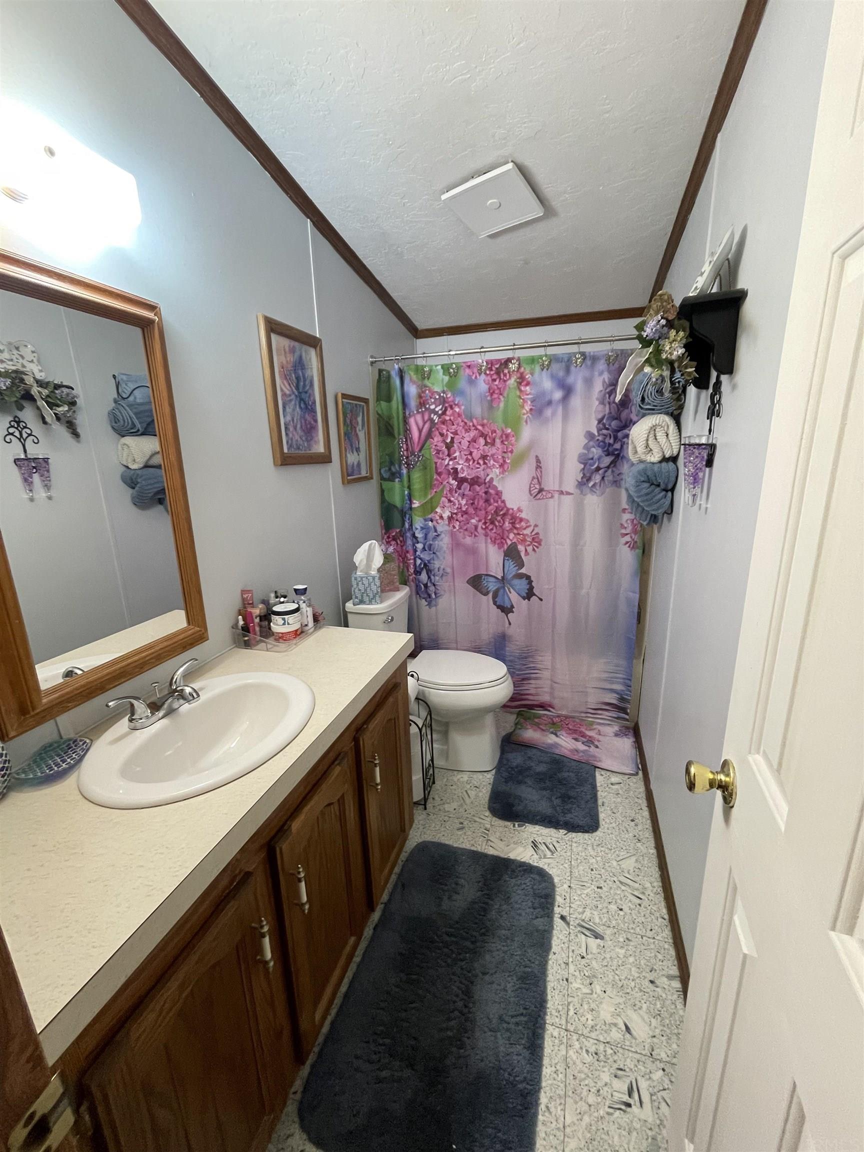 533 Old Vincennes Road Mitchell, IN 47446 - Photo 6 of 29