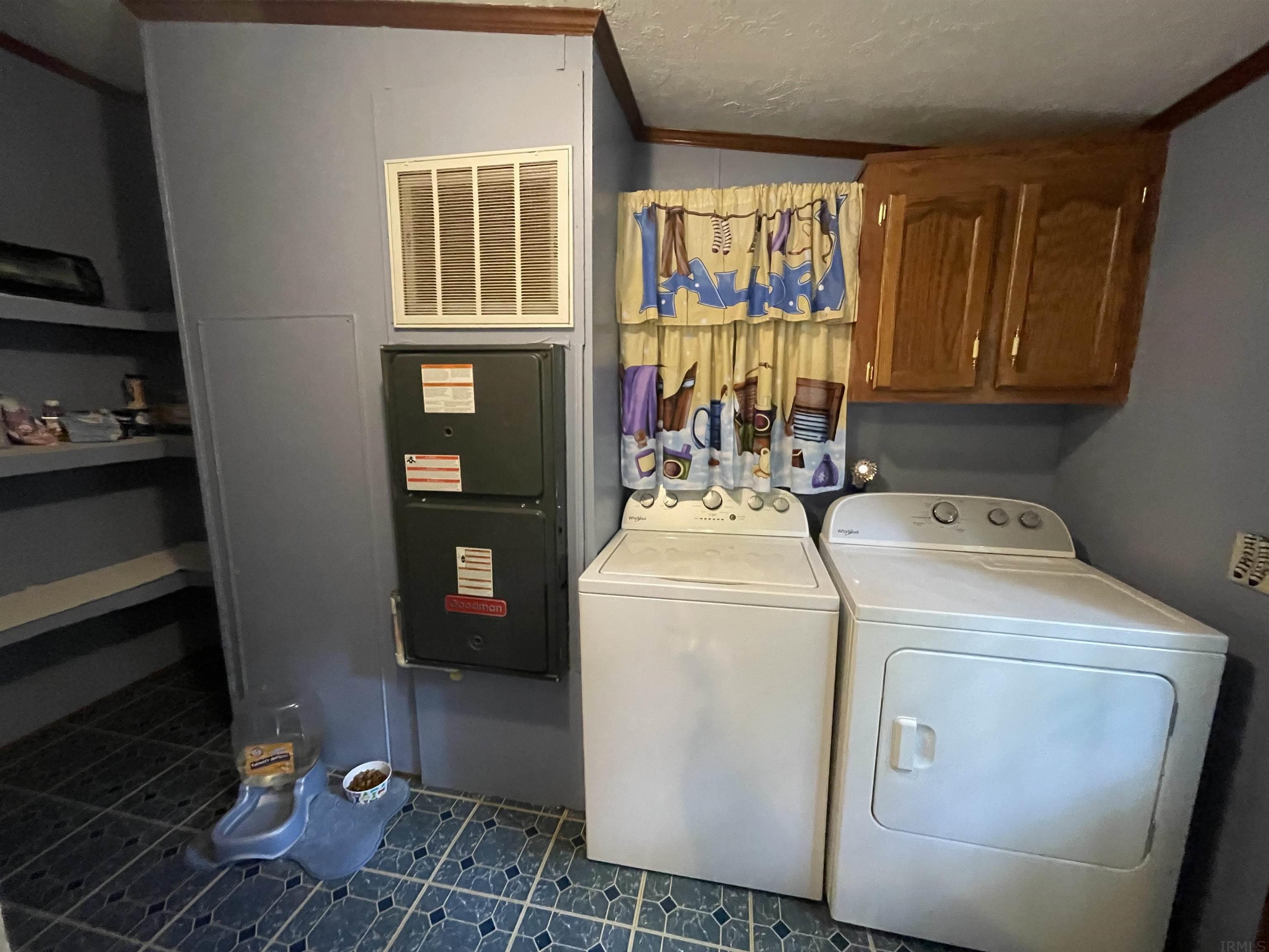 533 Old Vincennes Road Mitchell, IN 47446 - Photo 8 of 29