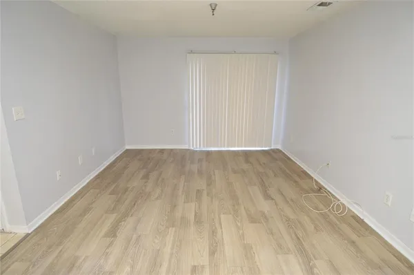 $1,400 | 10263 Gandy Boulevard North, Unit 305, St. Petersburg, FL 33702