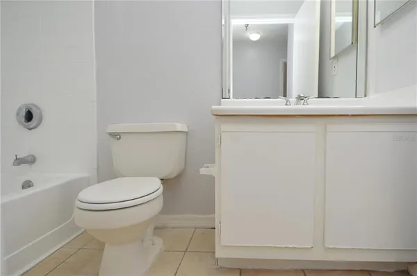 $1,400 | 10263 Gandy Boulevard North, Unit 305, St. Petersburg, FL 33702