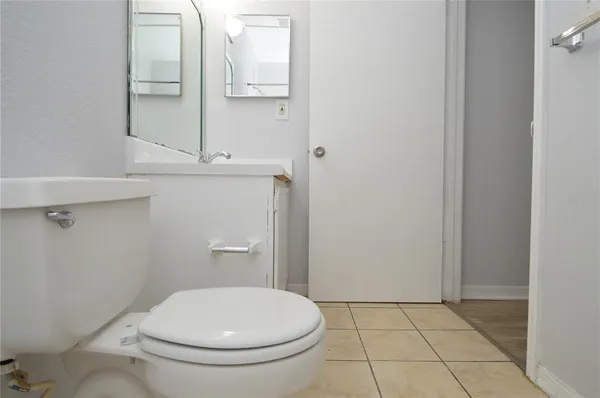 $1,400 | 10263 Gandy Boulevard North, Unit 305, St. Petersburg, FL 33702