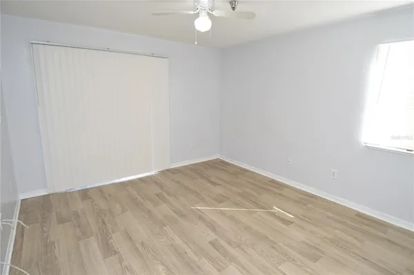 $1,400 | 10263 Gandy Boulevard North, Unit 305, St. Petersburg, FL 33702
