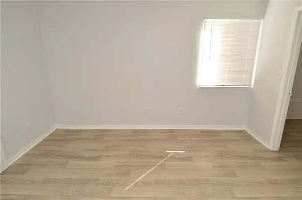$1,400 | 10263 Gandy Boulevard North, Unit 305, St. Petersburg, FL 33702
