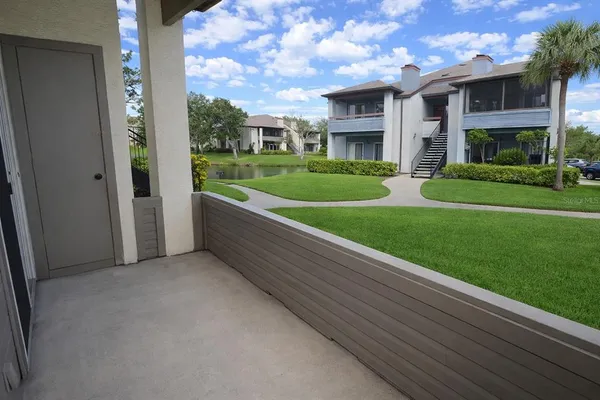 $1,400 | 10263 Gandy Boulevard North, Unit 305, St. Petersburg, FL 33702