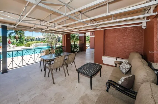 $1,400 | 10263 Gandy Boulevard North, Unit 305, St. Petersburg, FL 33702