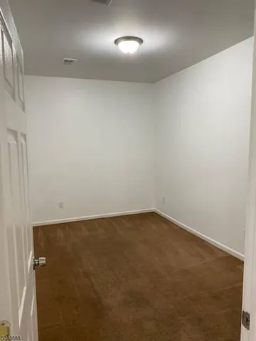 $2,400 | 235 South 11th Street, Unit 3, Newark, NJ 07107