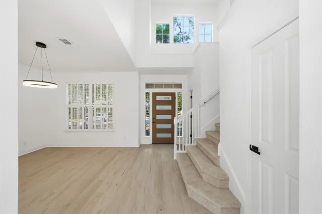 $509,999 | 82 North Apple Springs Circle, The Woodlands, TX 77382