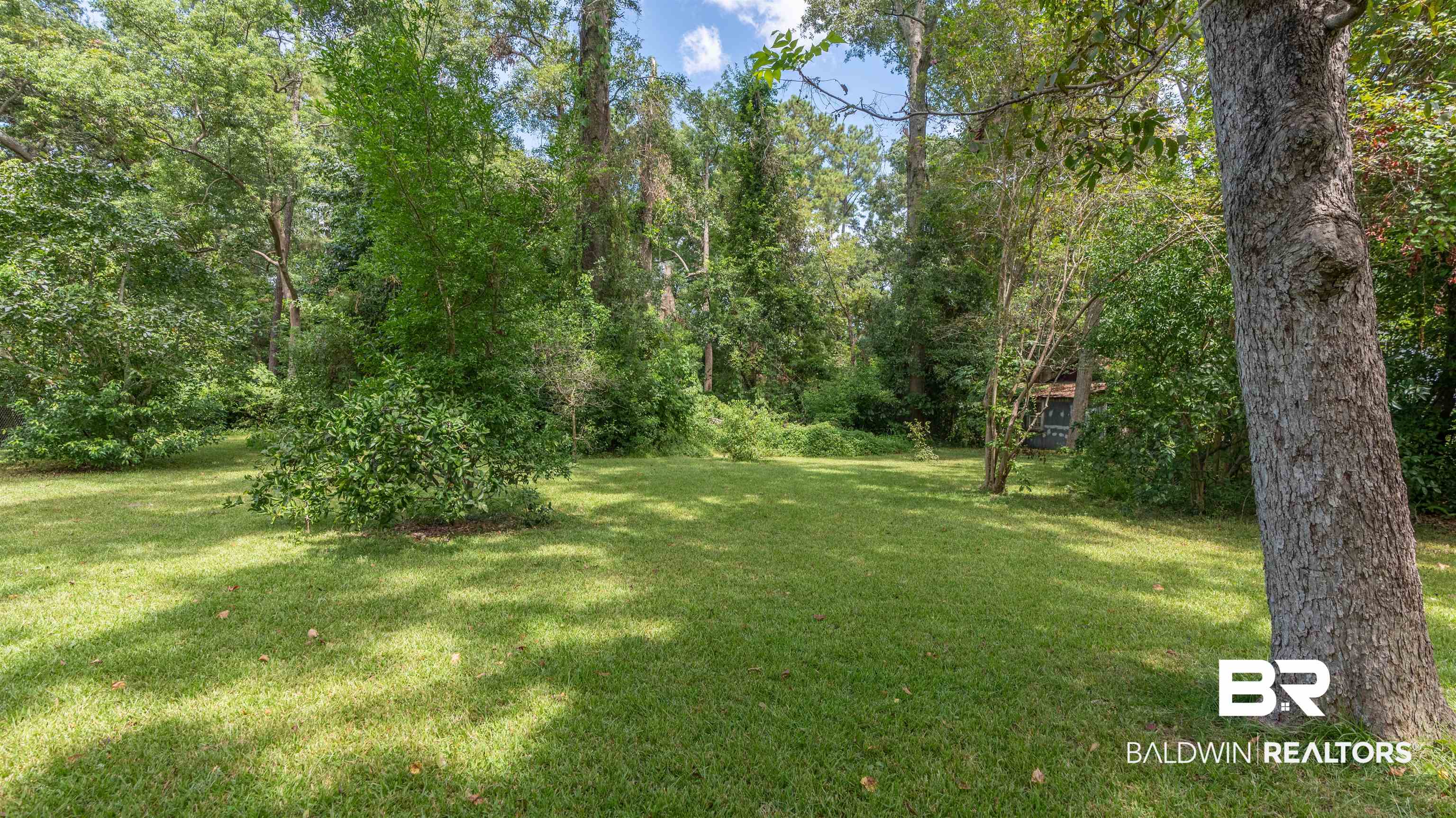 2126 Barron Place Mobile, AL 36605 - Photo 30 of 33 View of yard
