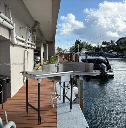 $2,800 | 2500 Northeast 135th Street, Unit 502, North Miami, FL 33181