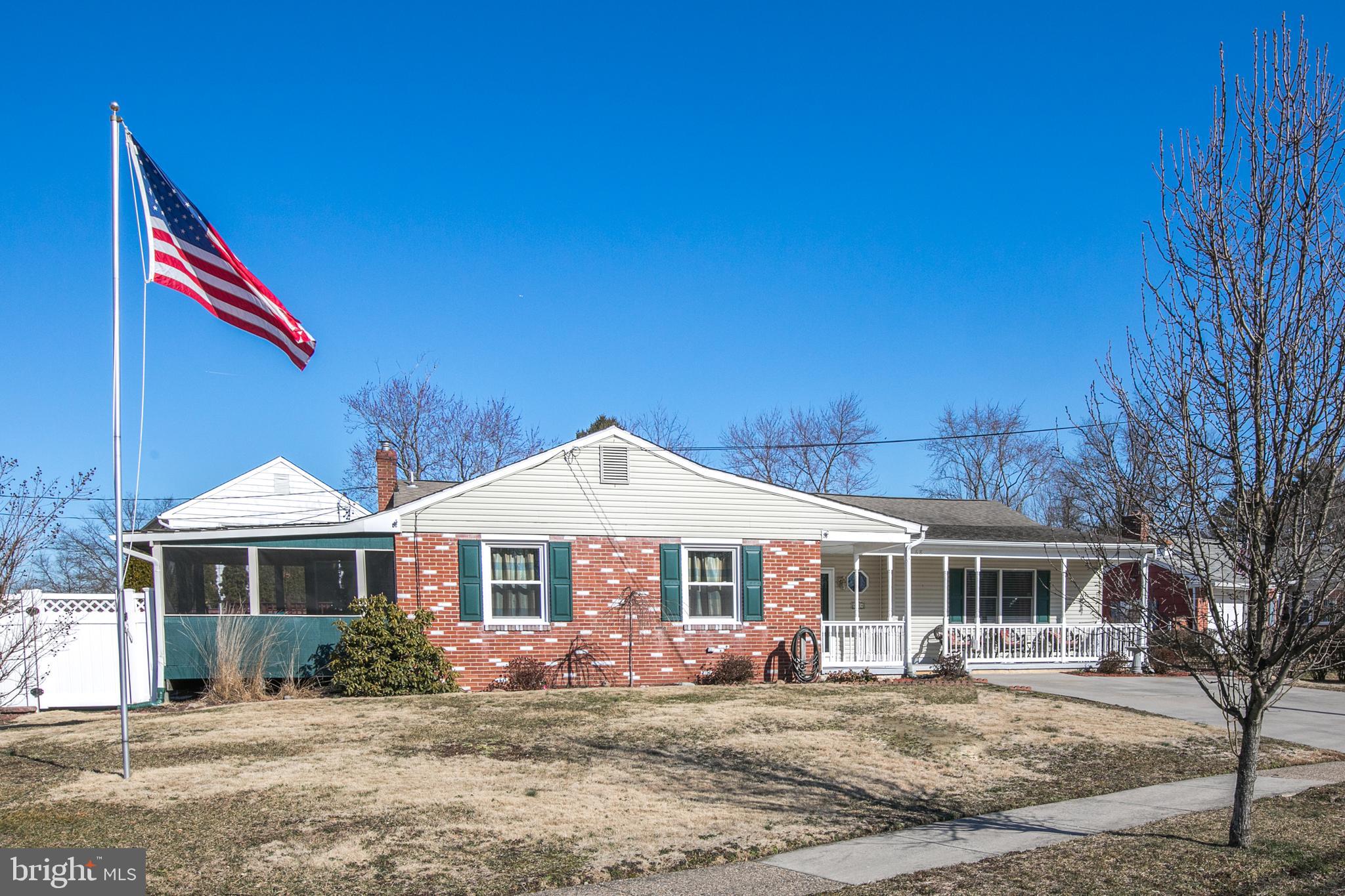 68 Winding Way Road Stratford, NJ 08084 - Photo 2 of 32 Front center