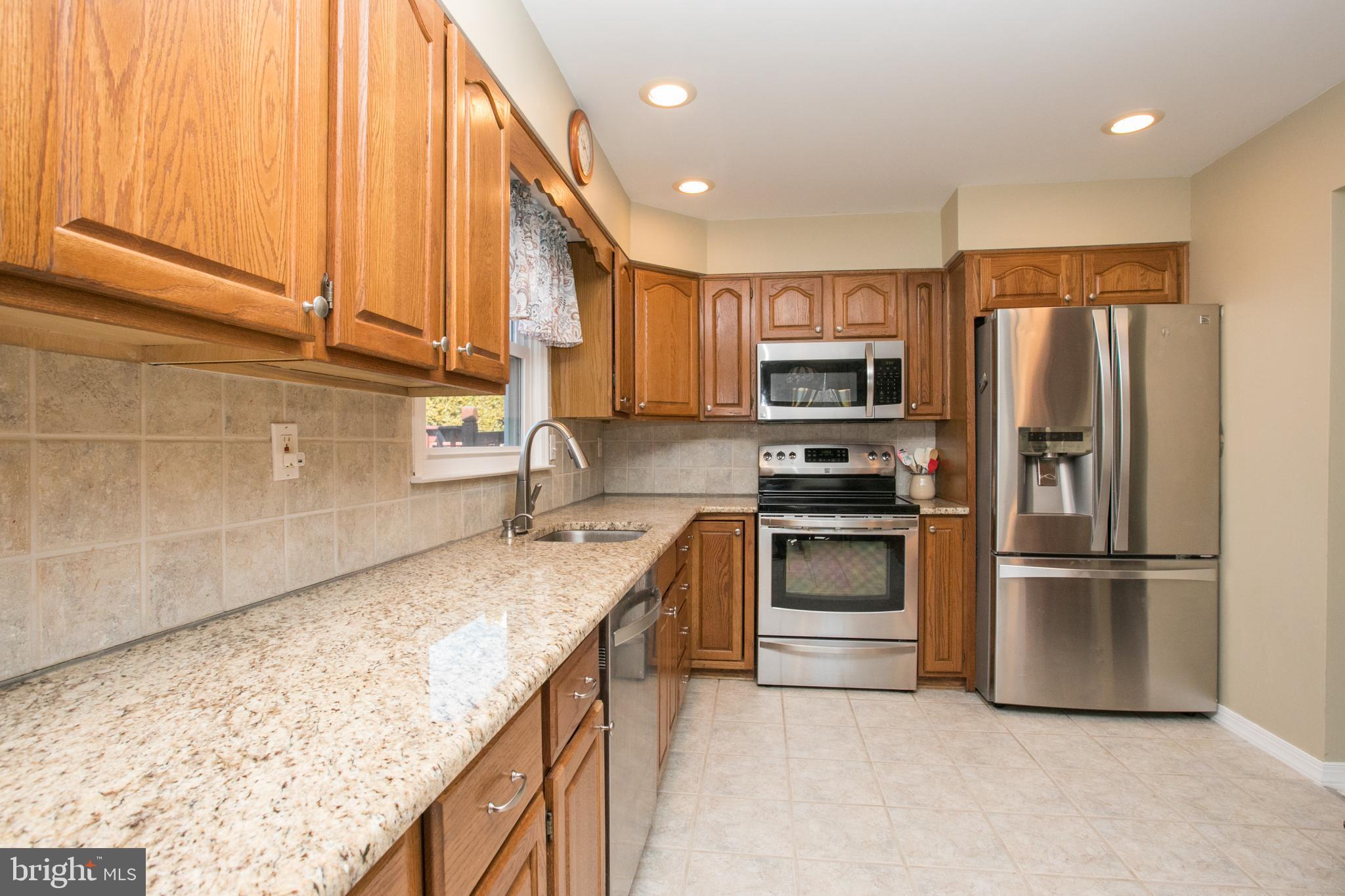 68 Winding Way Road Stratford, NJ 08084 - Photo 15 of 32