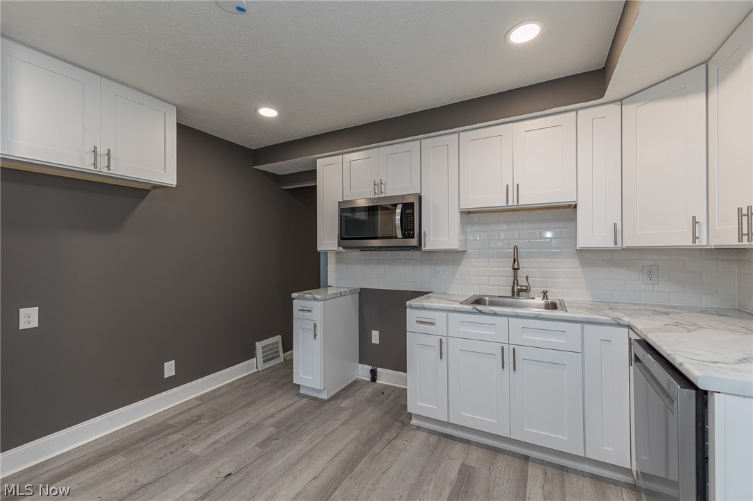 4615 Burleigh Road Cleveland, OH 44125 - Photo 9 of 27