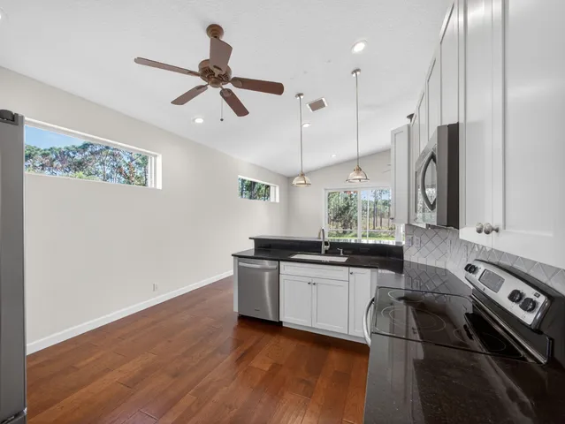 $3,400 | 3008 Southeast Racoon Way, Stuart, FL 34997