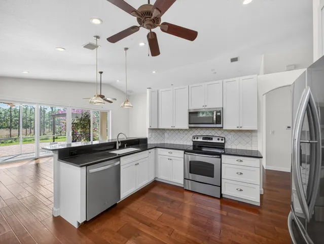 $3,400 | 3008 Southeast Racoon Way, Stuart, FL 34997