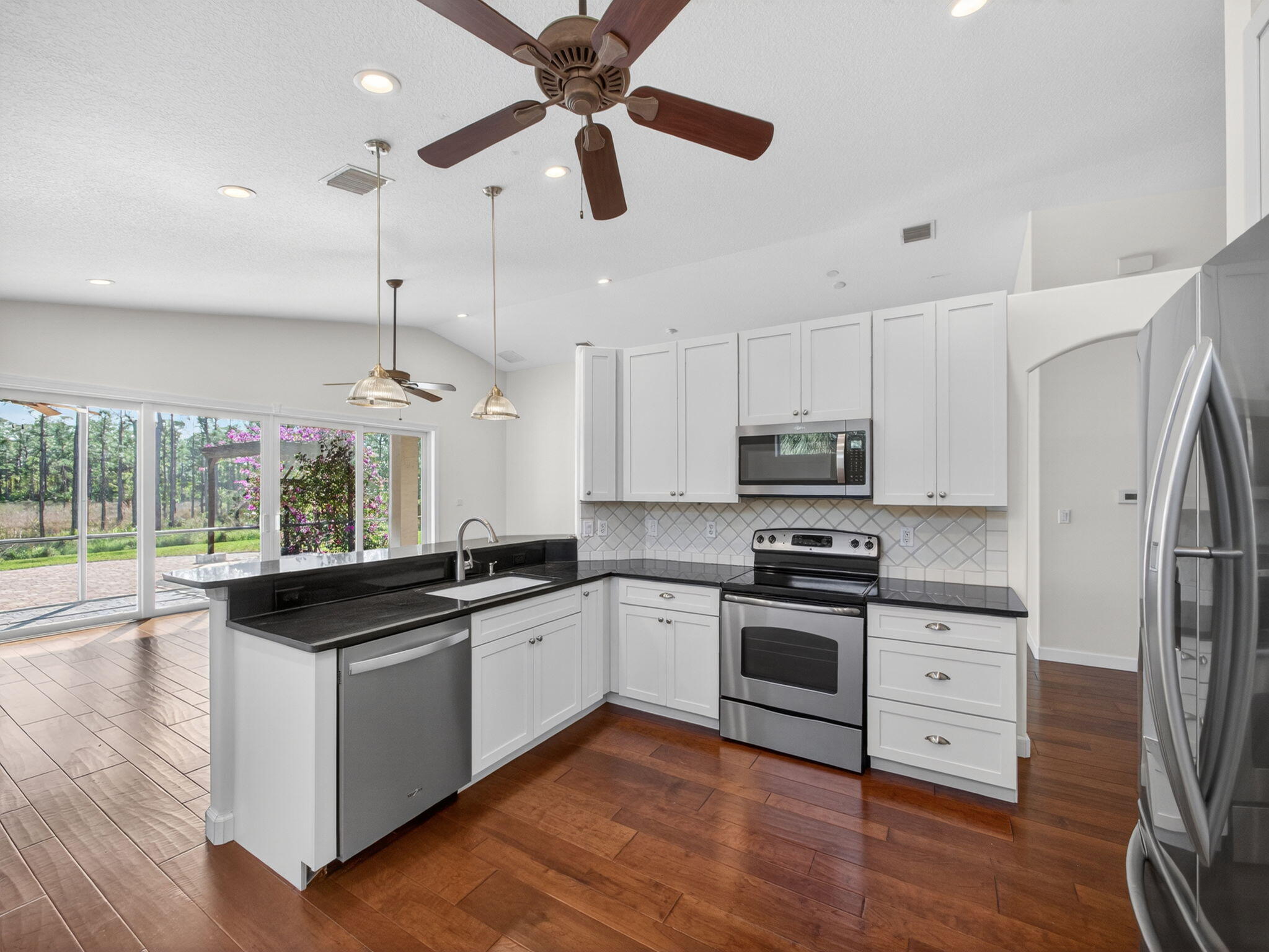 3008 Southeast Racoon Way Stuart, FL 34997 - Photo 12 of 32 Kitchen