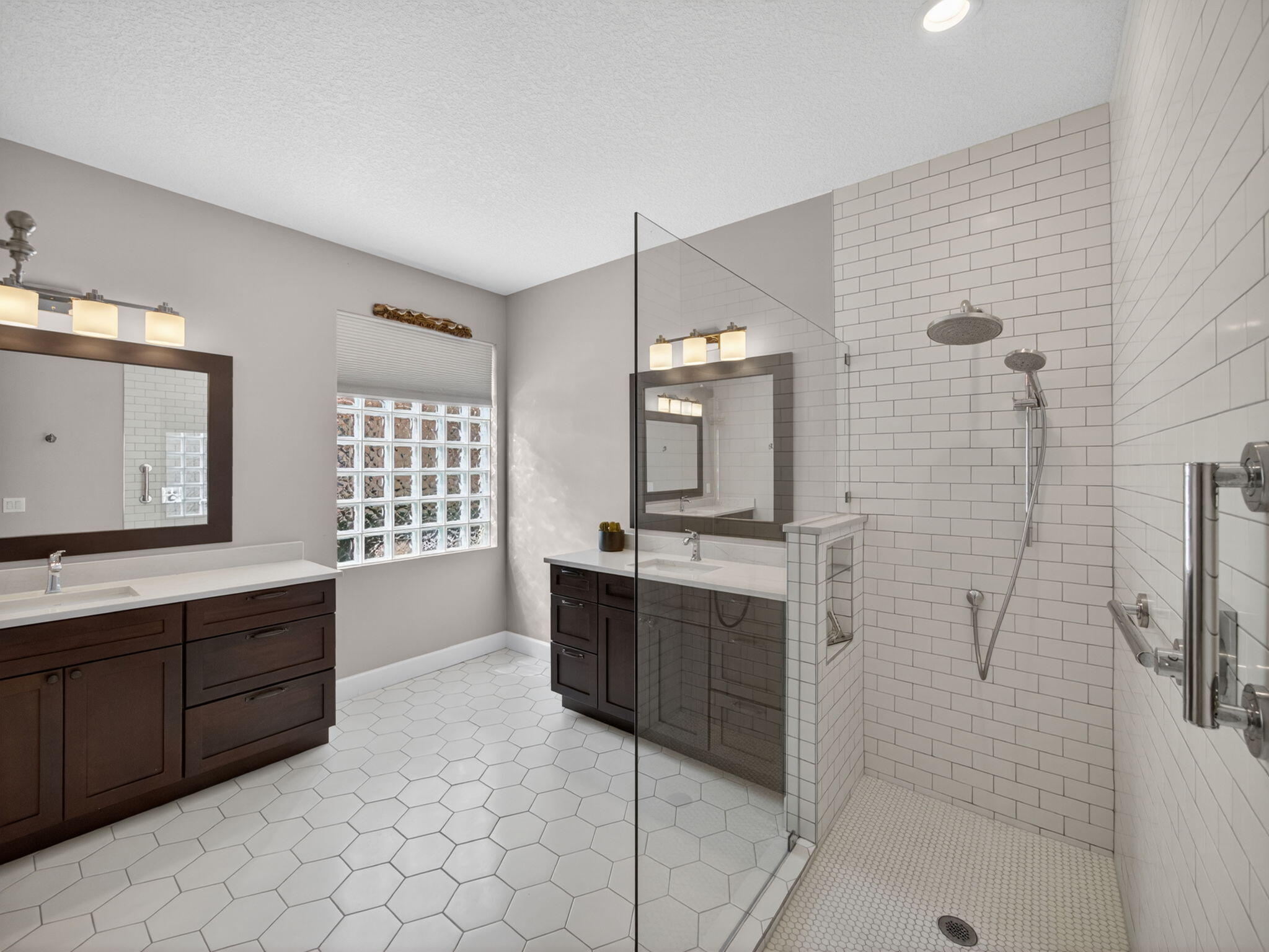 3008 Southeast Racoon Way Stuart, FL 34997 - Photo 20 of 32 Primary Bath